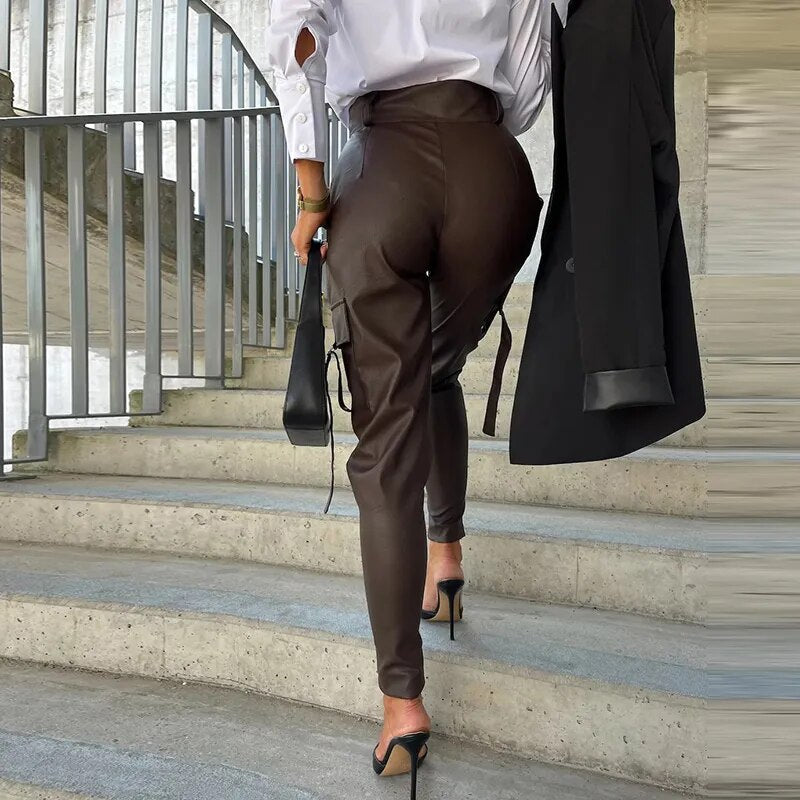 WW | Moderne vegane Lederhose mit