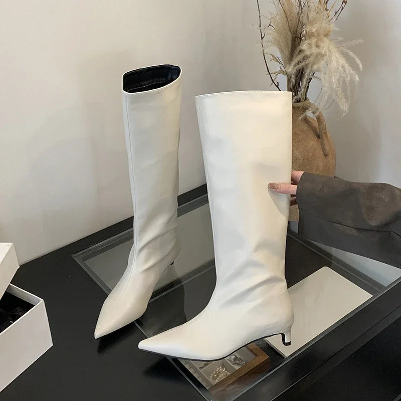 WW | Knee-High Slim Heel Boots