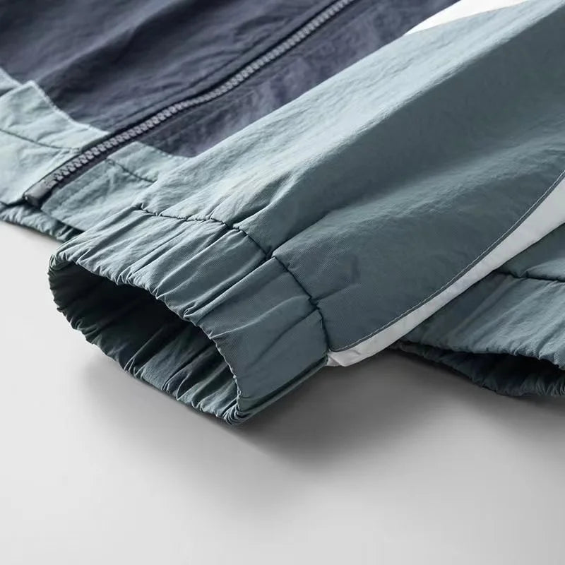 WW | Windbreaker
