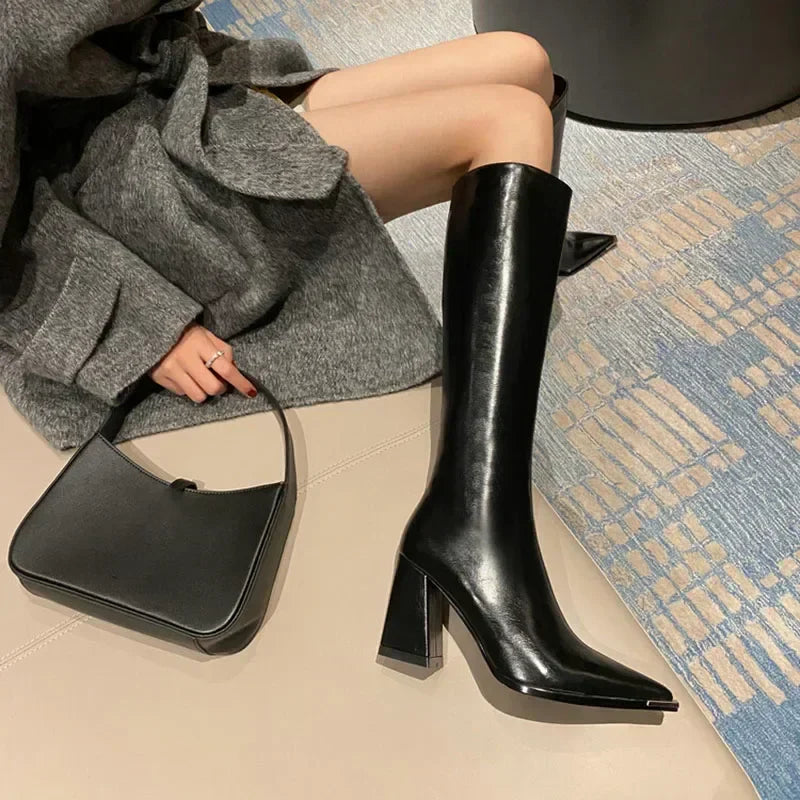 WW | Direction tall boots