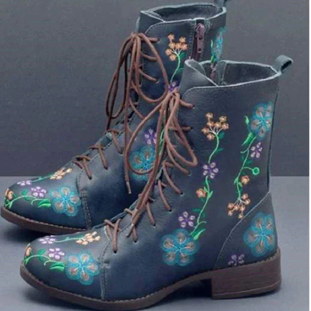 WW | Retro-Stiefel mit ethnischer Stickerei
