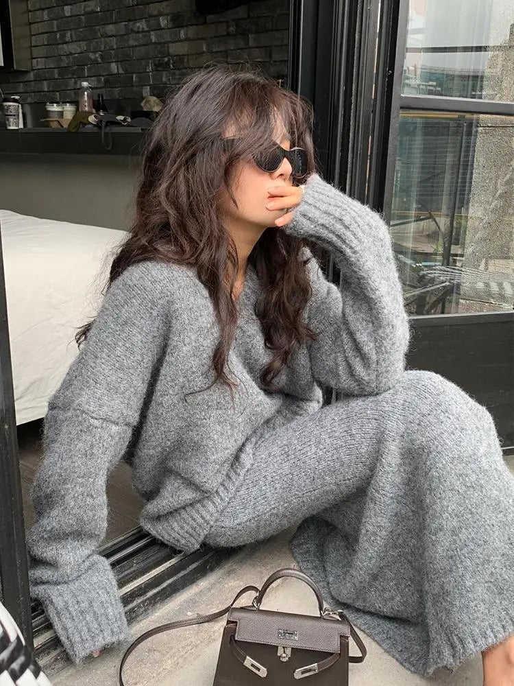 WW | Two-Piece Knit Sweater and Skirt Set