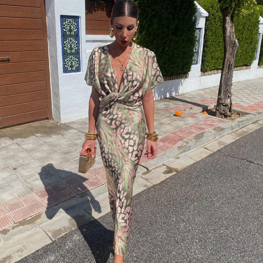 Hazel | Maxi dress with twisted V-neck