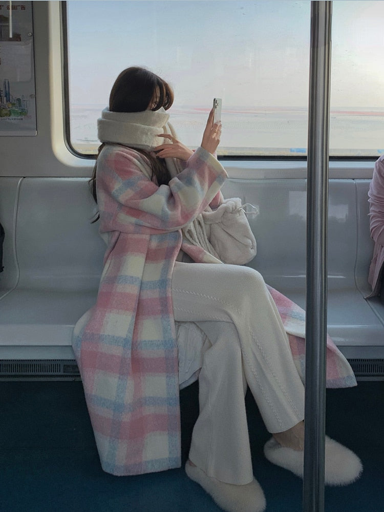 WW | Winter Jacket - With elegant design
