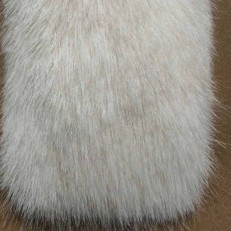 WW | Elegant women's fur coat
