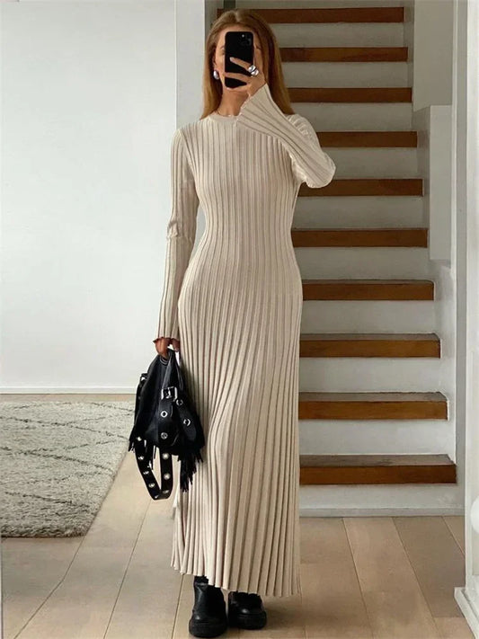 Luna | Knit Maxi Dress with Lacing
