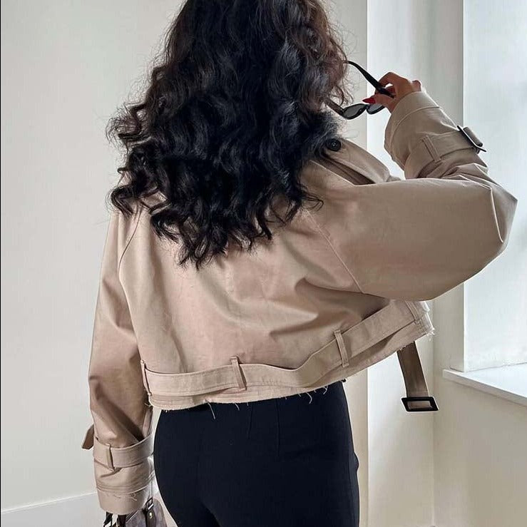 WW | Short trendy trench coat beige