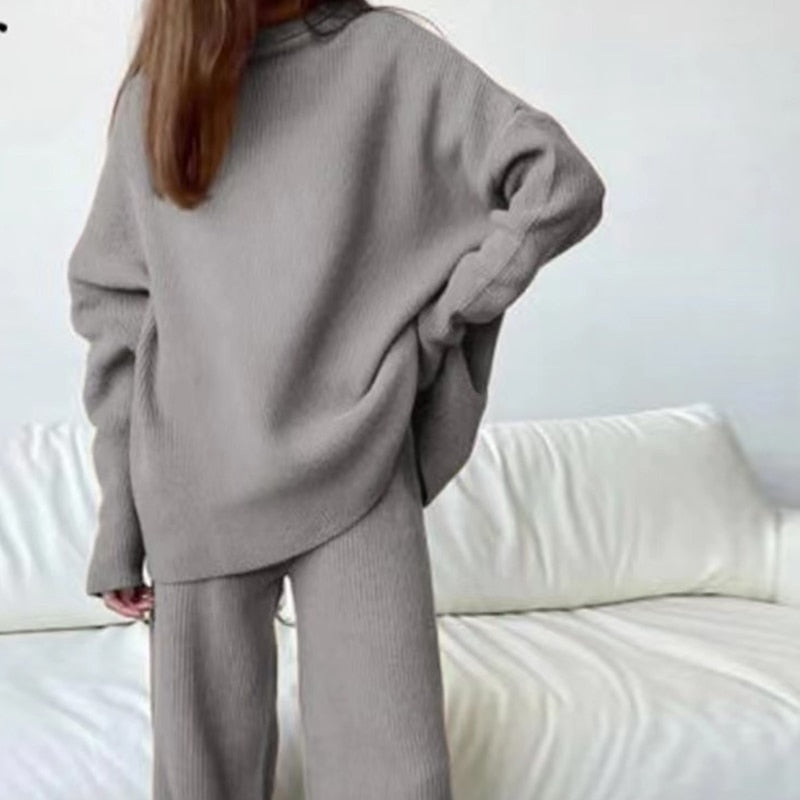 WW | Two-Piece Knitted Loungewear Set - Stylish Women's Homewear