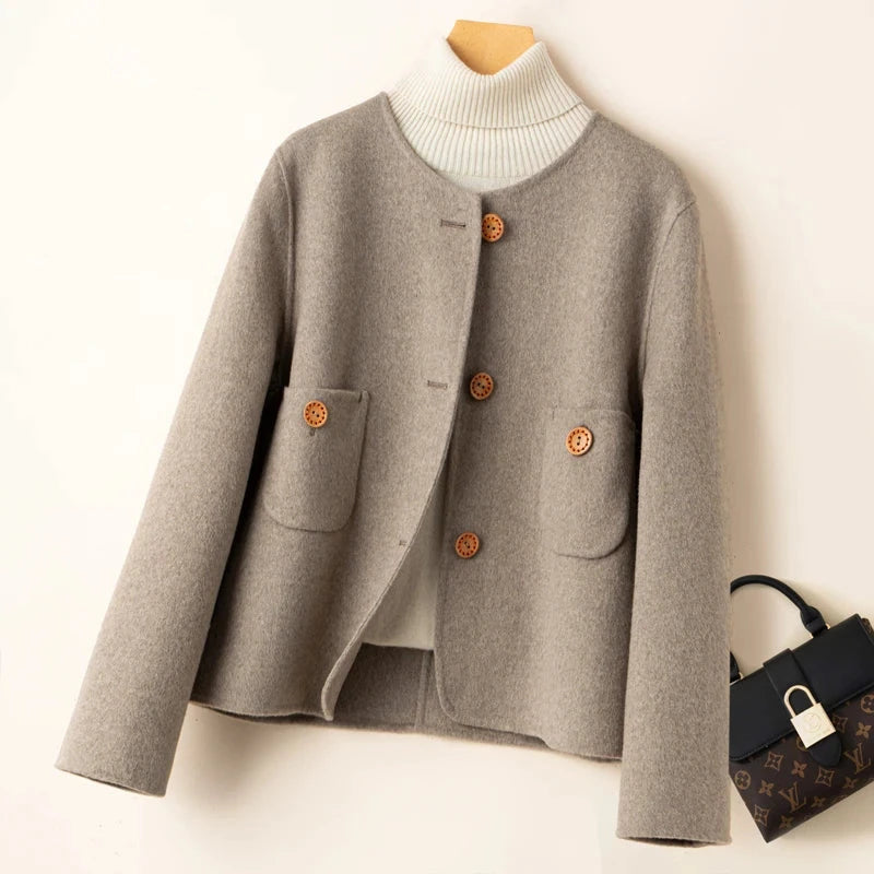 WW | Cropped Jacke Wollmix Boxy Fit Kragenlos Dekorative Knopfverschluss Patten Taschen