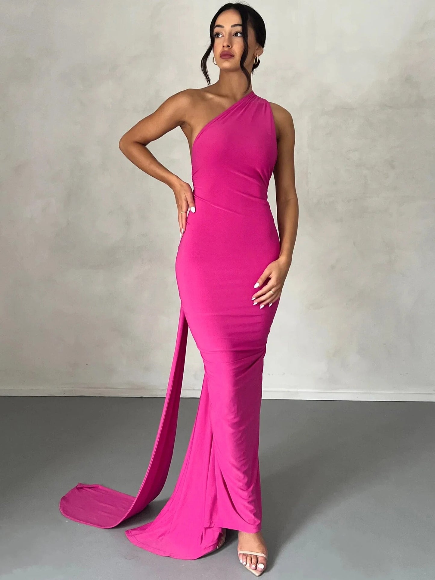 WW | Elegante Bodycon-Kleid mit Einem Schulter Rückehoch