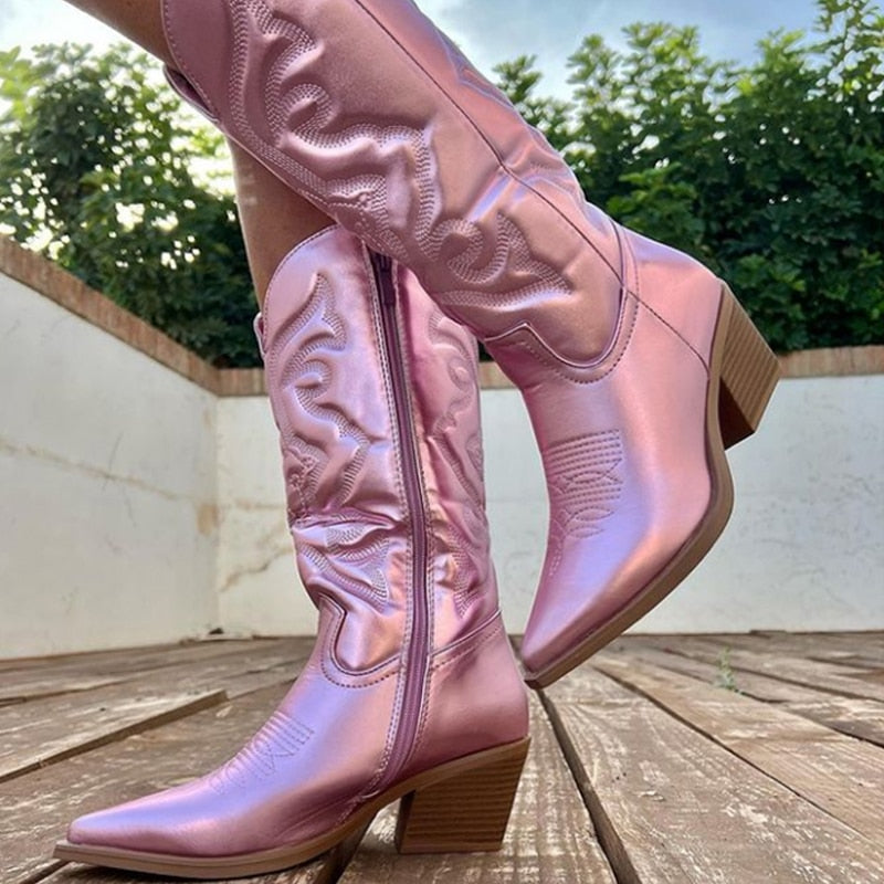 WW - Elegant Cowboy Boots