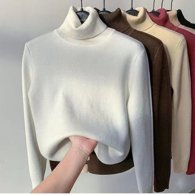 WW | Eleganter langer schwarzer Feder-Mantel für Damen im Winter
