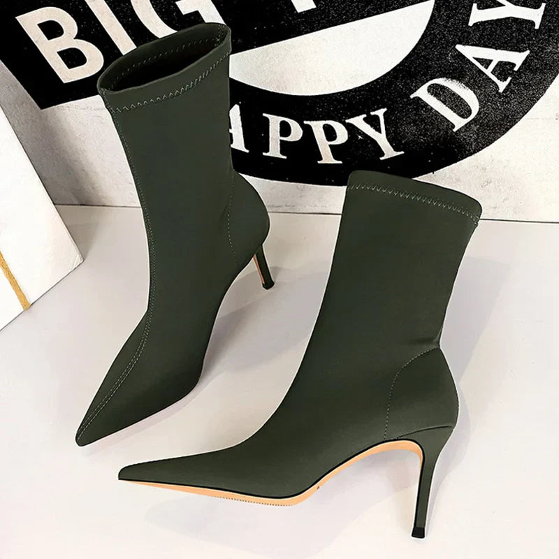 WW | Round socks soft heels
