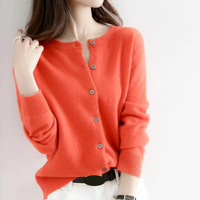 WW | Classic Cardigan