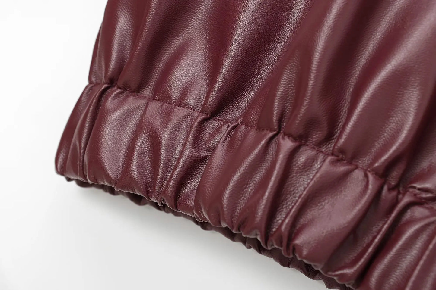 WW | Lederjacke mit Reißverschluss Vorne und Klassischem Reverskragen