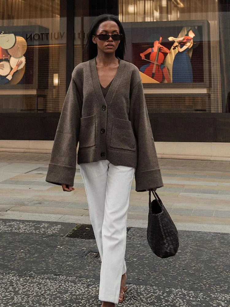 WW | Elegant V-Neck Cardigan