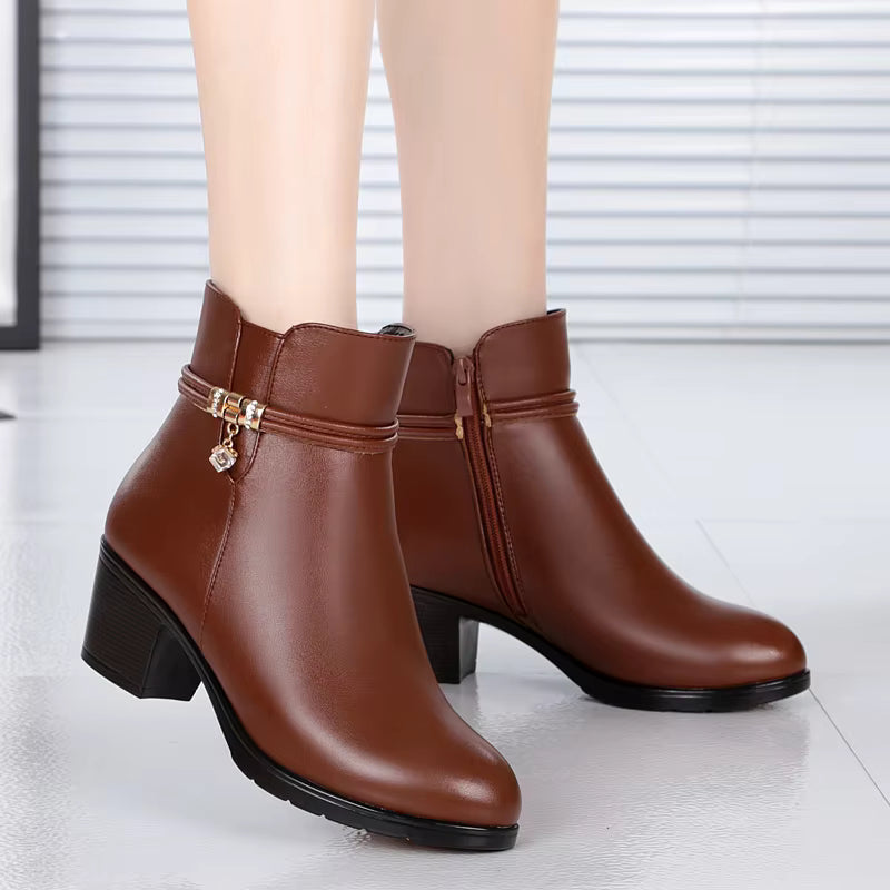 WW | Lined Ankle Boots with Side Zip