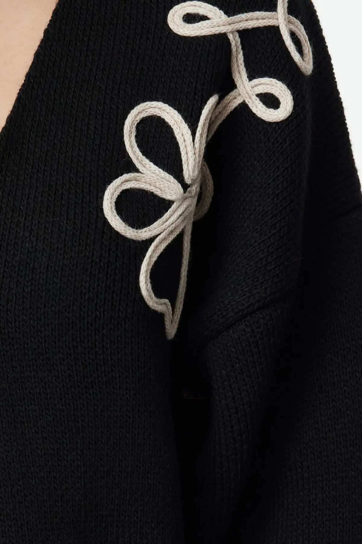 WW | Elegant Floral Cardigan