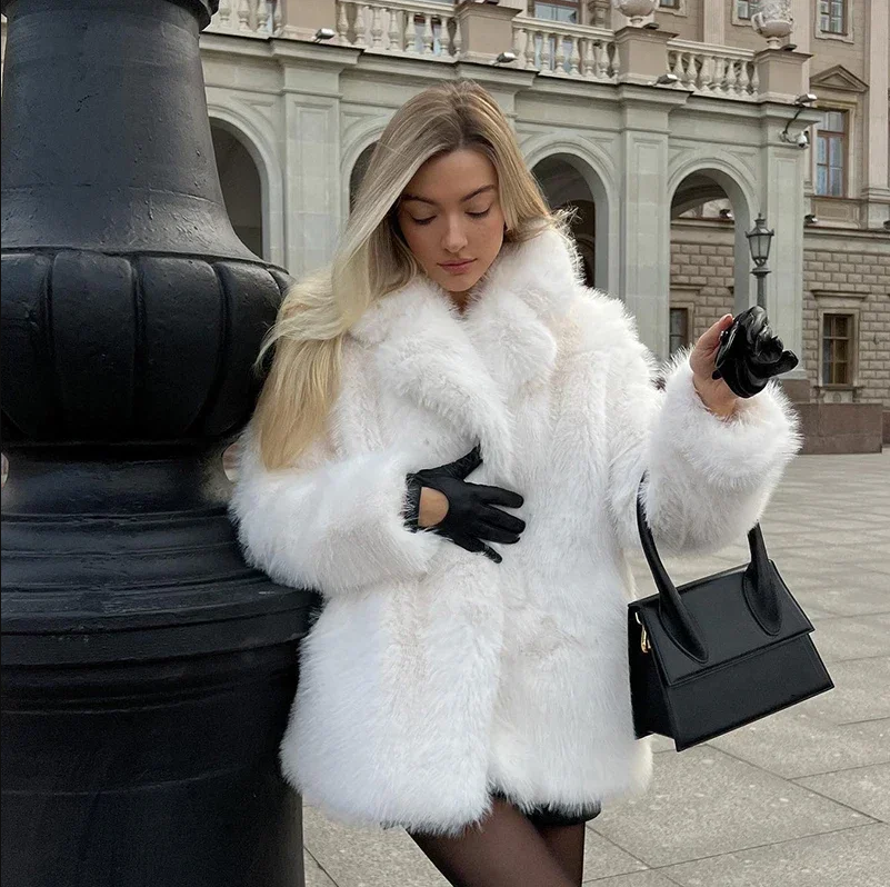 WW | Luxurious Faux Fur Jacket for Women