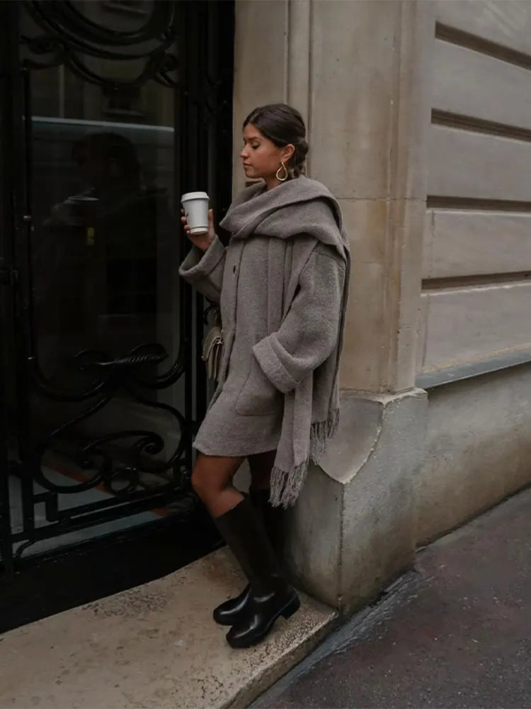 WW | Fashionable Coat with Scarf