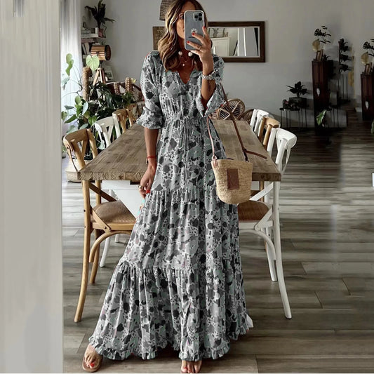 Liora | Bedrucktes Maxikleid mit V-Ausschnitt und Schwung