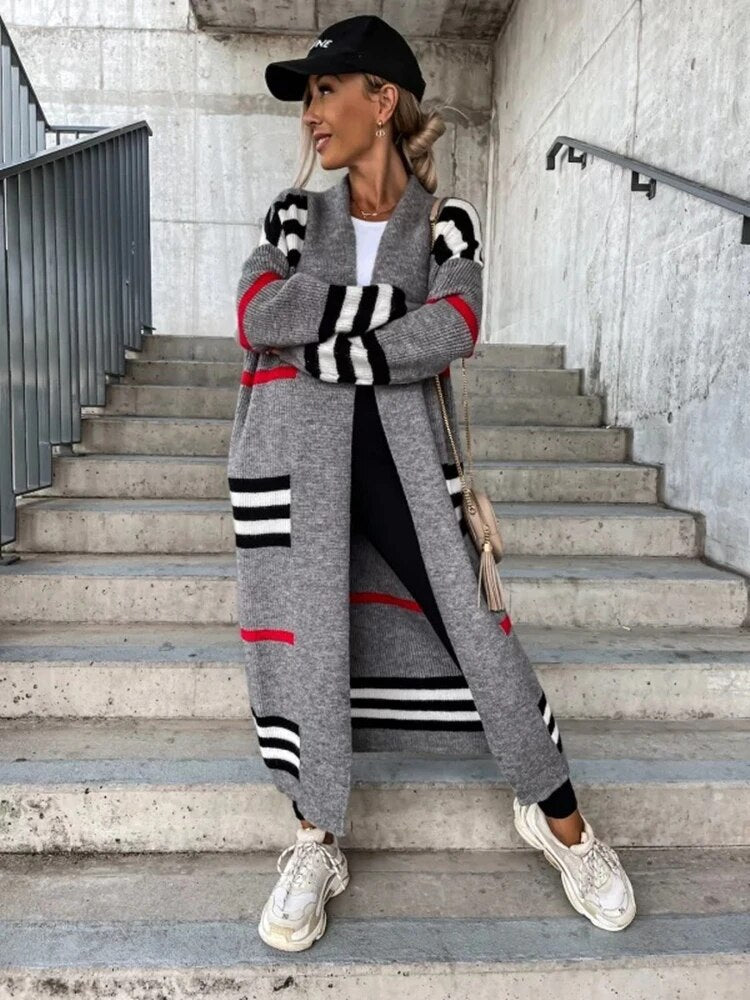 WW - Lange gestreifte Strickjacke