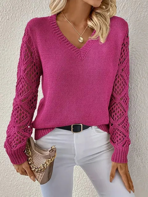 WW | Solid V-neck knit sweater