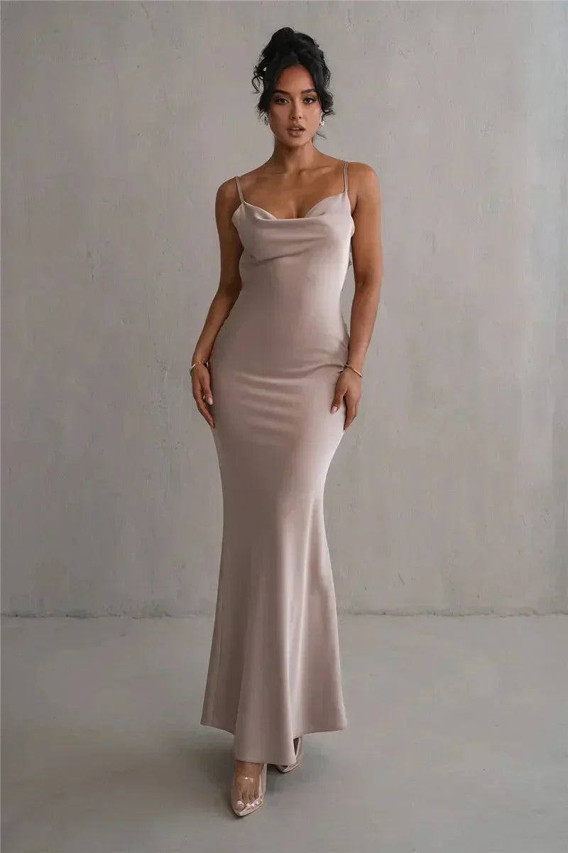 WW | Satin Blumenkleid Stil