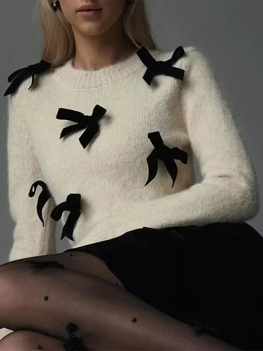 WW | Pullover mit Rundhalsausschnitt und Schleifenknoten