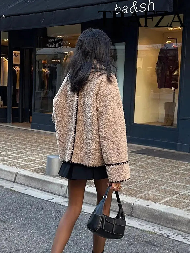 WW | Stylische Strickjacke mit Lockerem V-Ausschnitt und Taschen