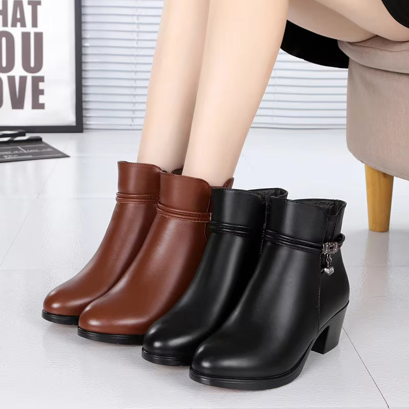 WW | Lined Ankle Boots with Side Zip