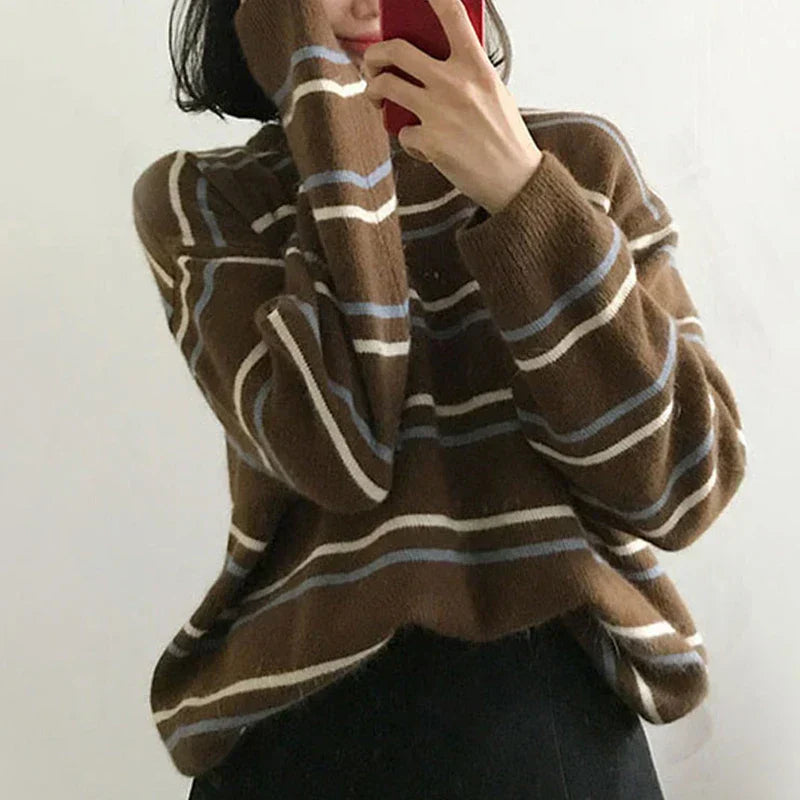WW | Crew-Neck Knit Sweater