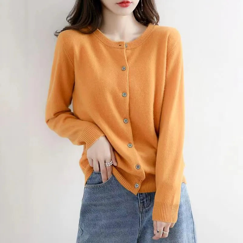 WW | Classic Cardigan