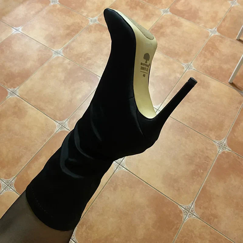 WW | Round socks soft heels