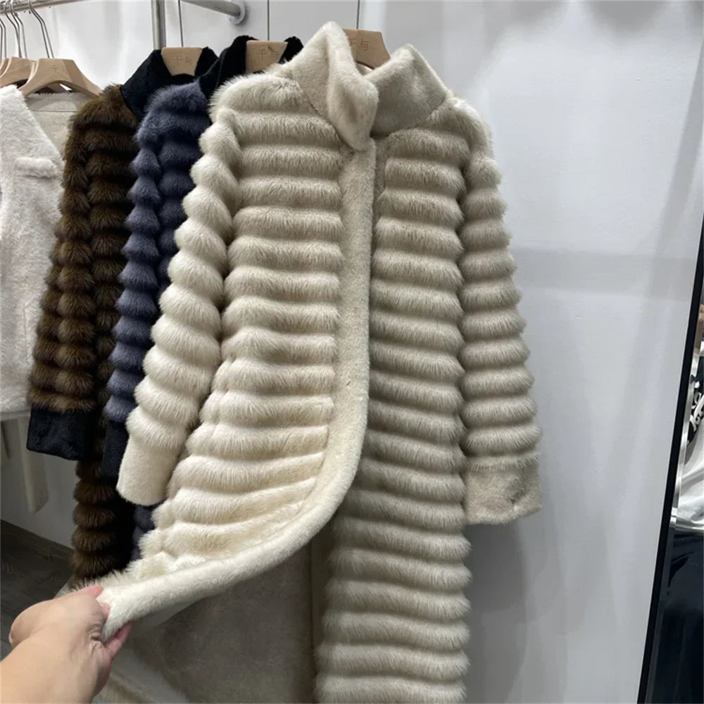 WW | Relaxed Fit Coat - Stand-Up Collar Coat with Fur Trim