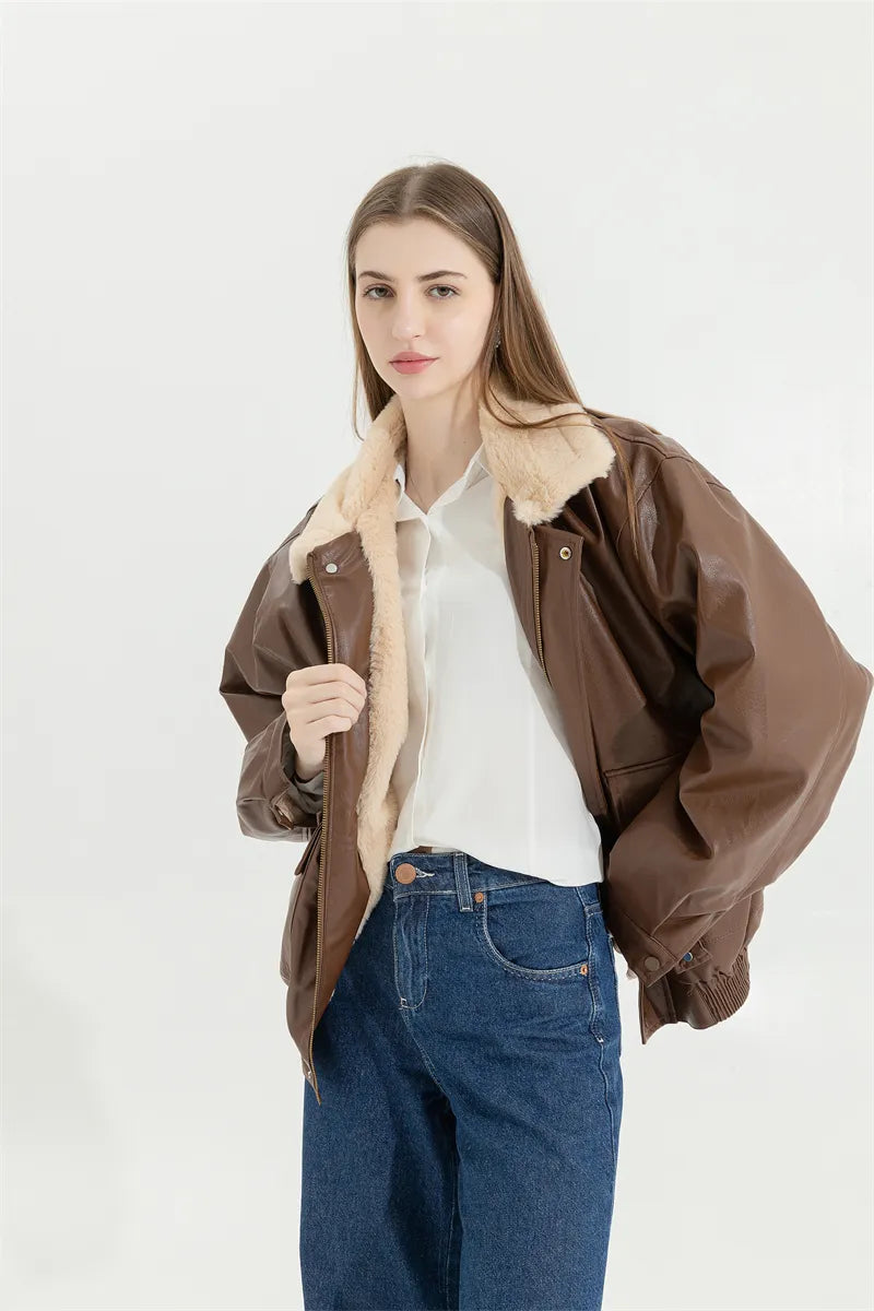 WW | Leather Coat Vintage & Stylish