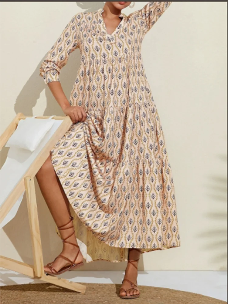 Evelina | V-Neck Printed Holiday Dress