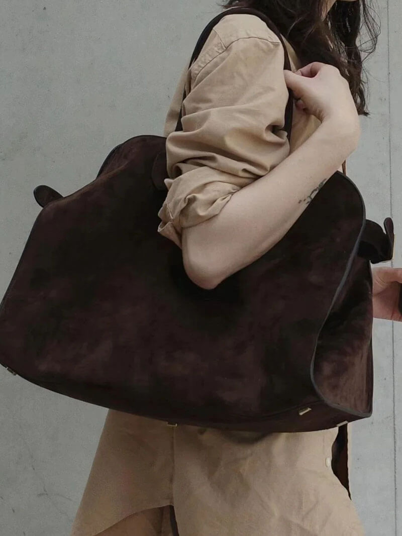 WW | Bag Made of High-Quality Suede