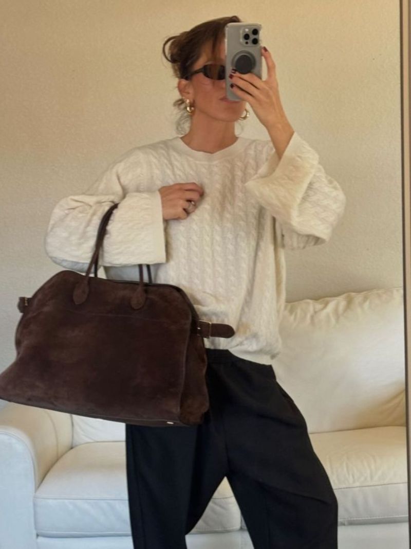 WW | Bag Made of High-Quality Suede