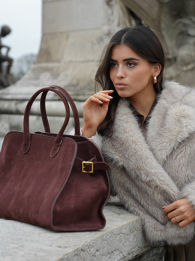 WW | Bag Made of High-Quality Suede