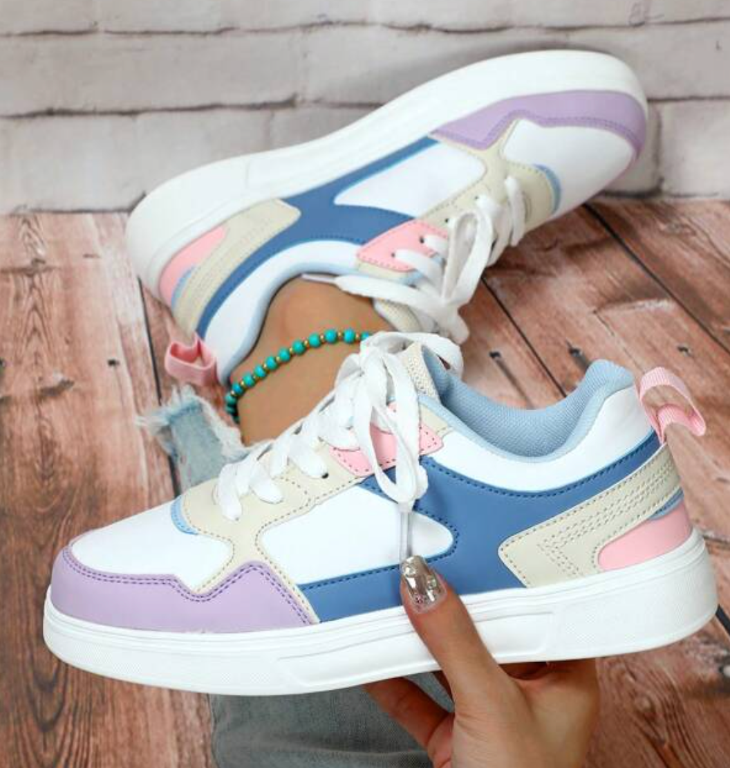 WW | Pastellfarbene Colorblock-Sneaker mit Chunky-Sohle für Frauen