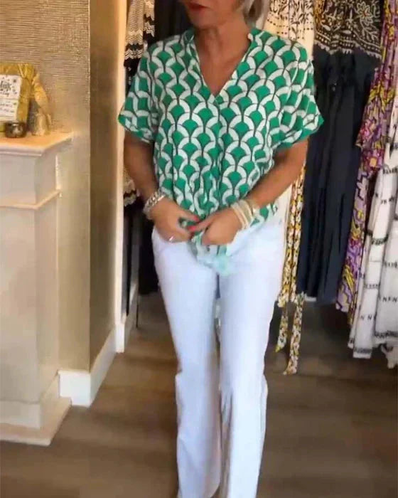 WW | Top Women's Loose Fit V-Neck Short Sleeve Blouse