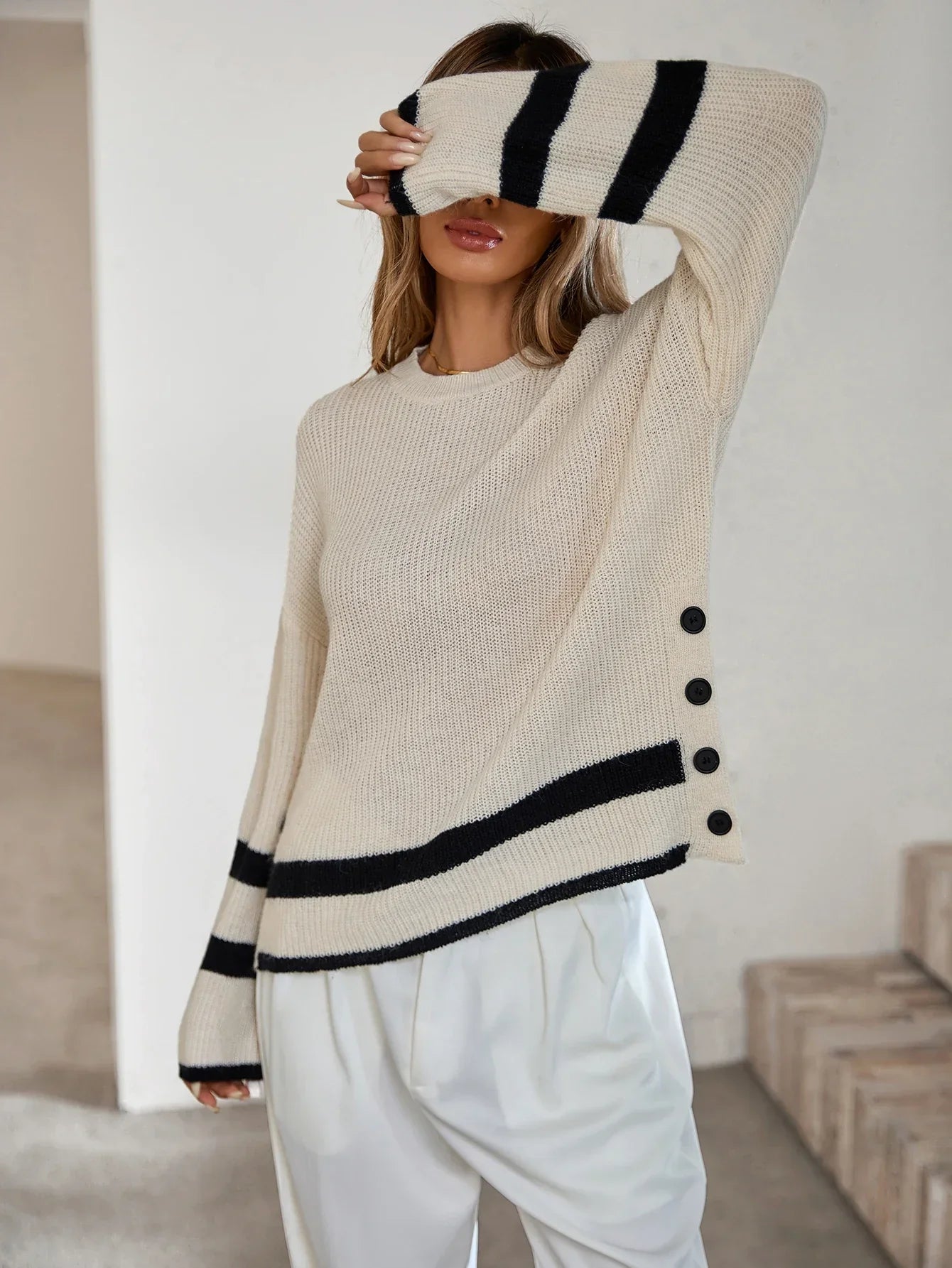WW | Women's Contrast Knit Sweater