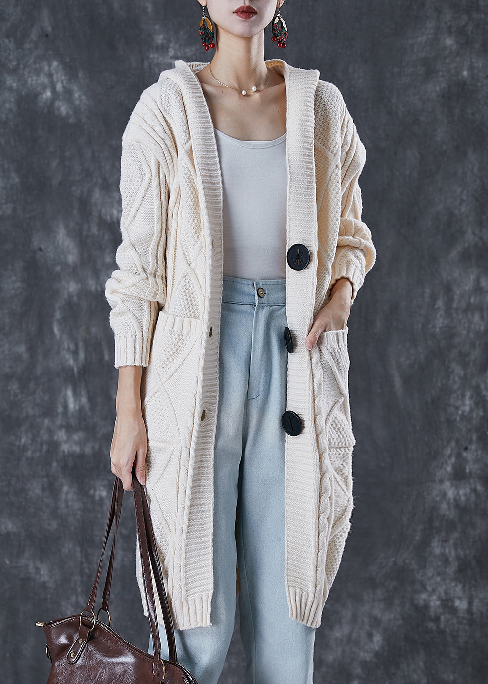 WW | Weiße Kapuzen Taschen Kabelstrick Mäntel Winter