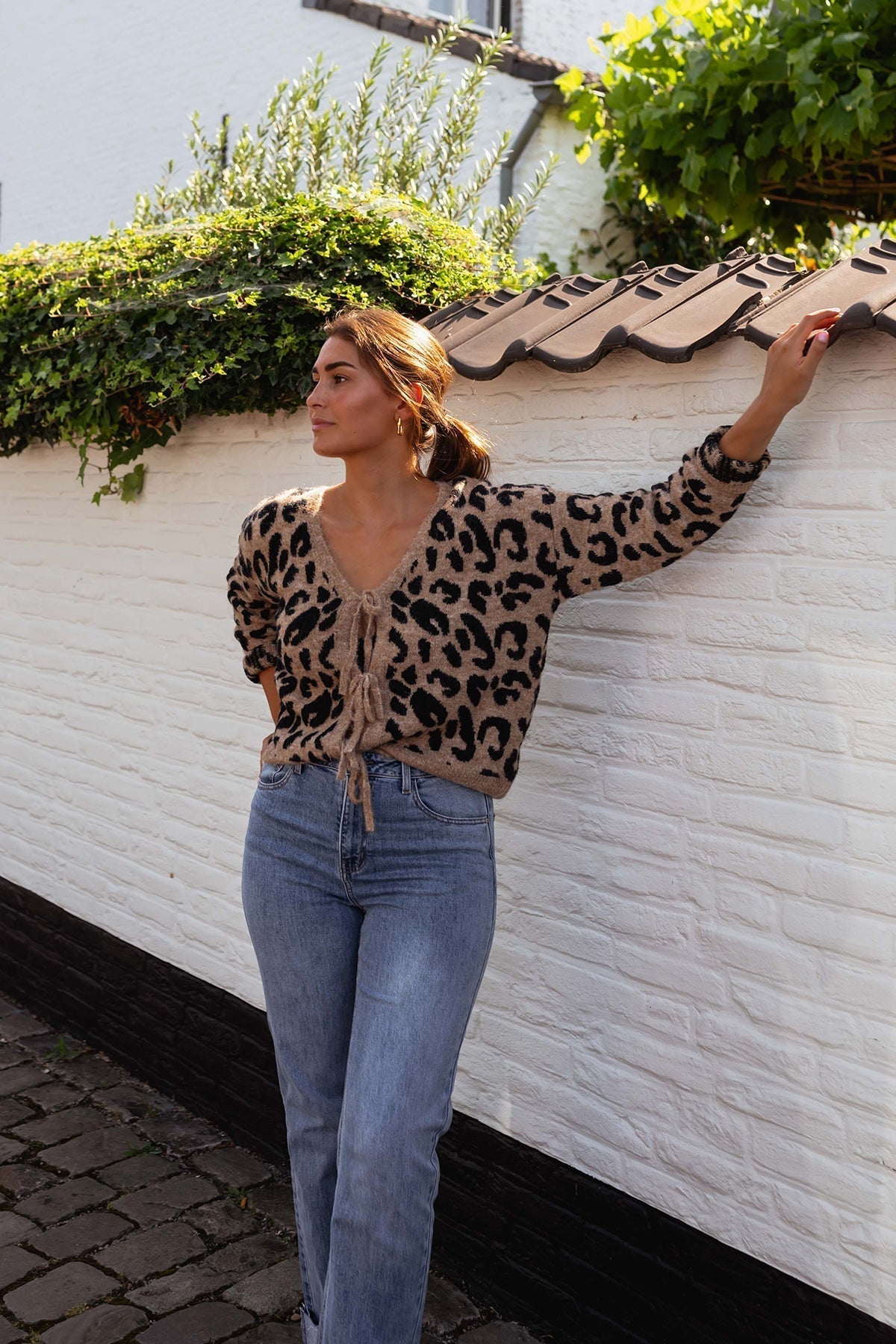 WW | Stylish Long Black Cardigan for Effortless Elegance