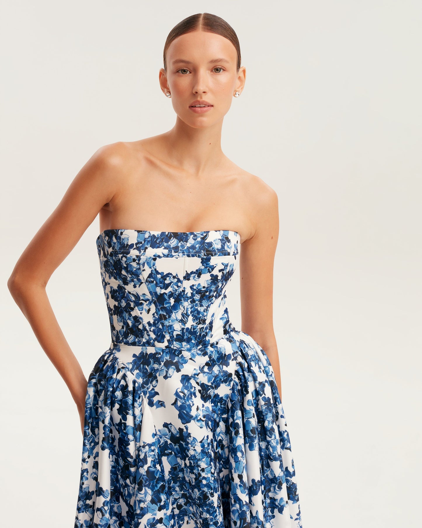 WW | Porzellan Blumen Kleid