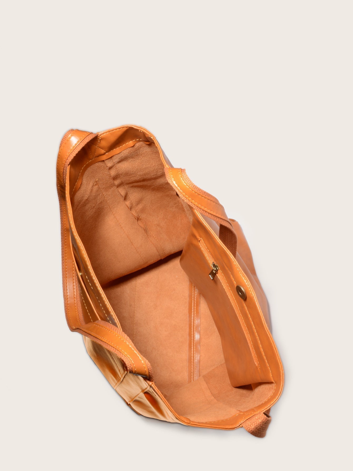 WW - Women's Shoulder Bag made of Vegan Leather