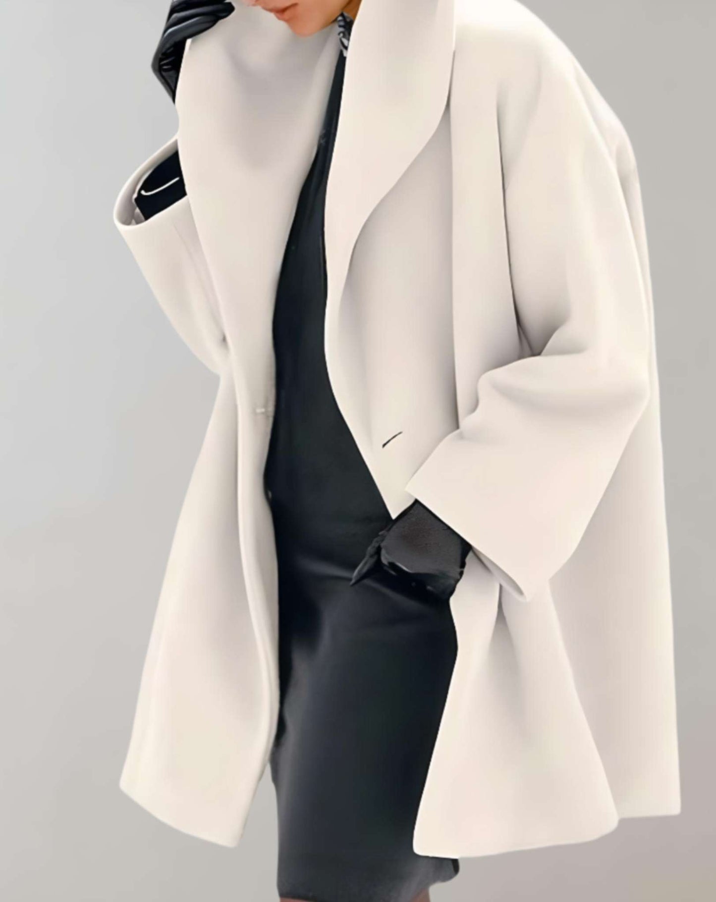 WW | Plain mid-length jacket with hood and a single button
