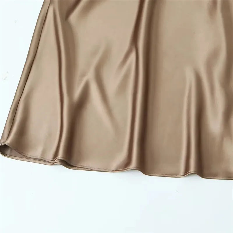 WW | Elegante Satin-Midikleid
