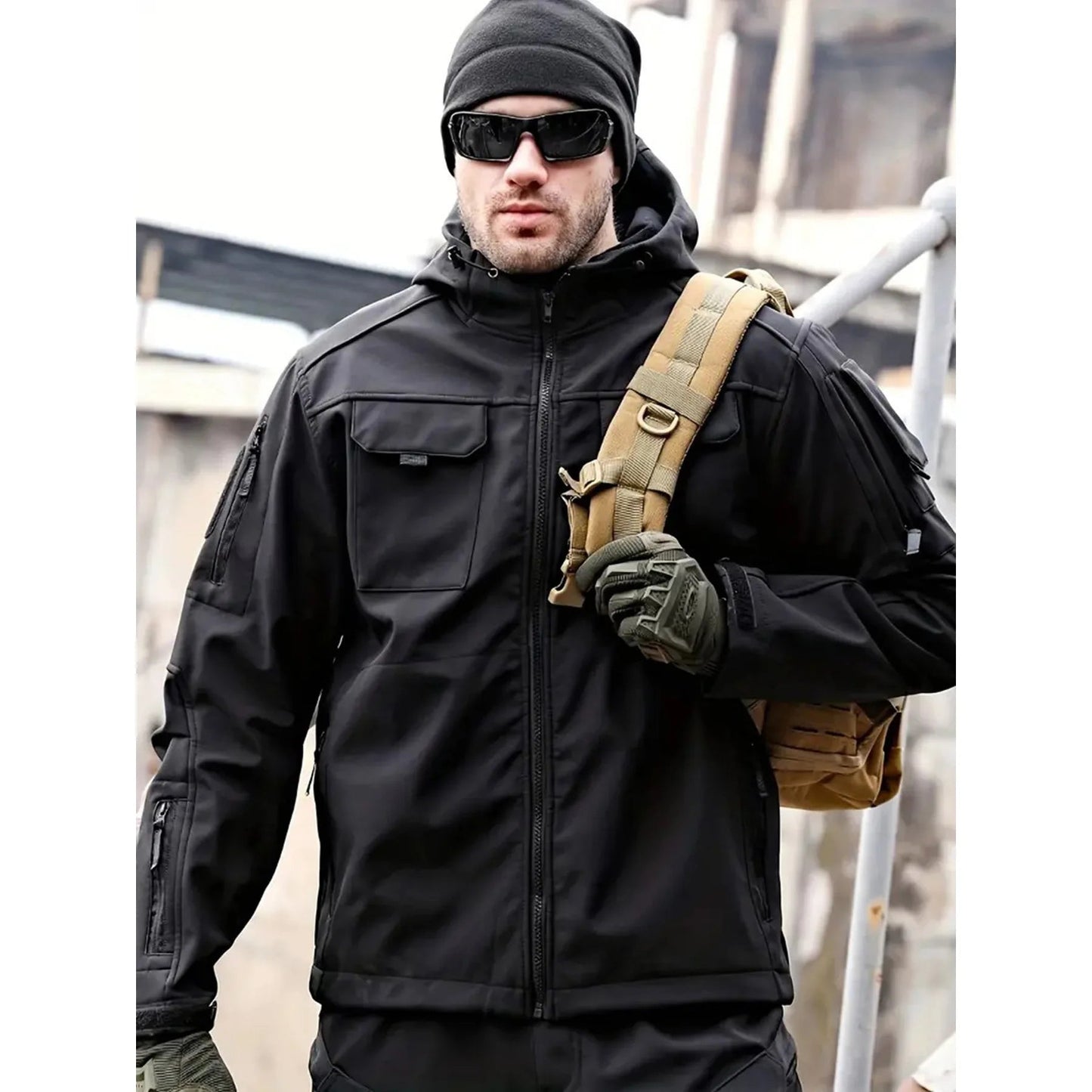 WW | Wasserabweisende Softshelljacke mit Kapuze
